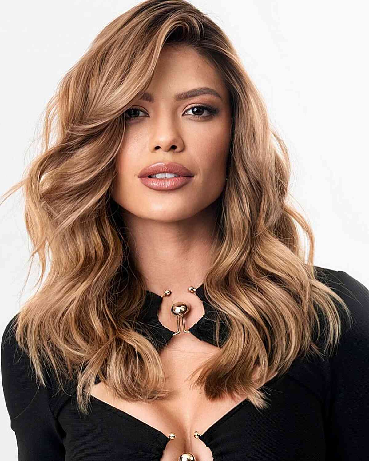 Soft Brunette Layered Waves