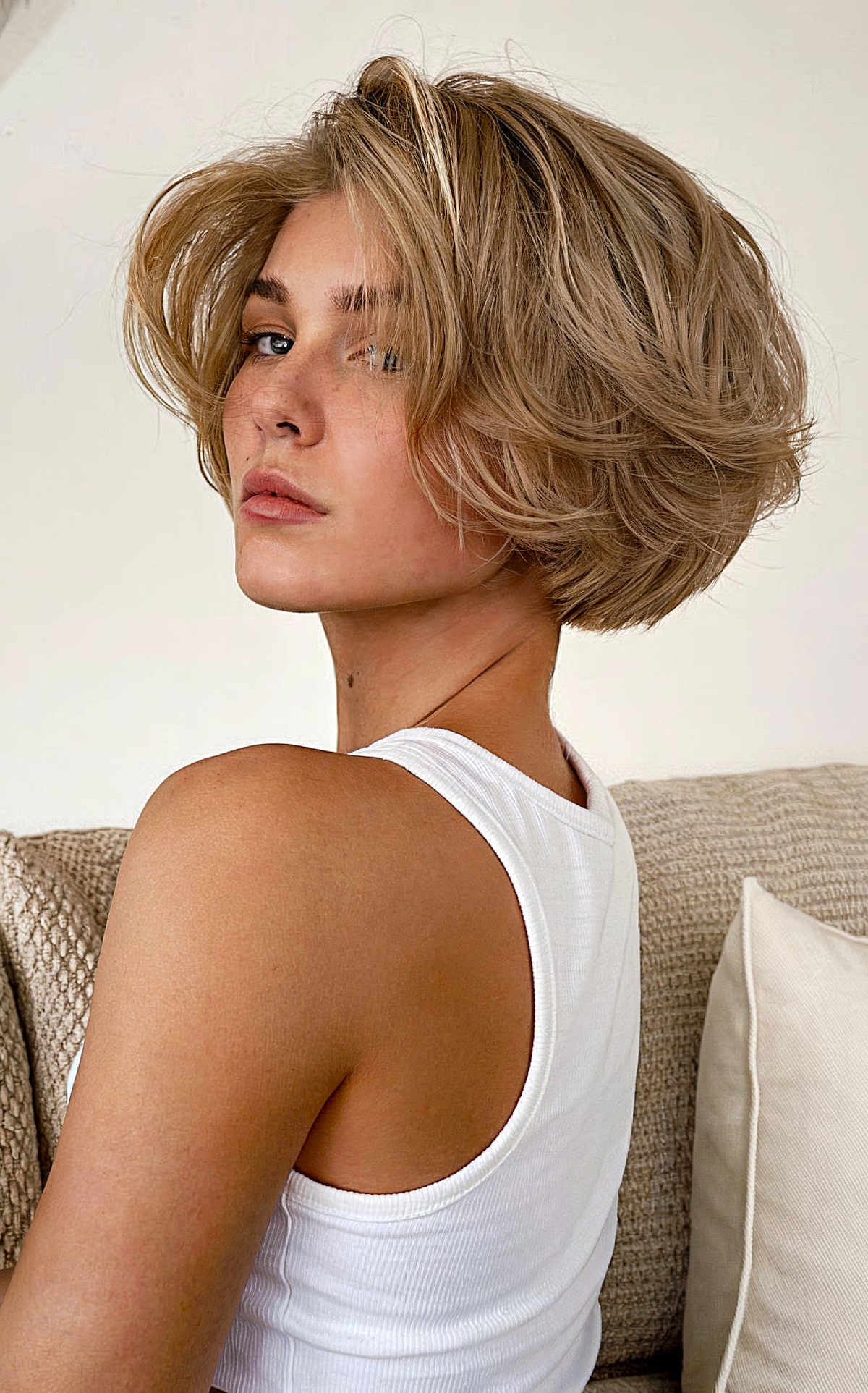 Short Fluffy Bouncy Bob Haircut with Soft Layers
