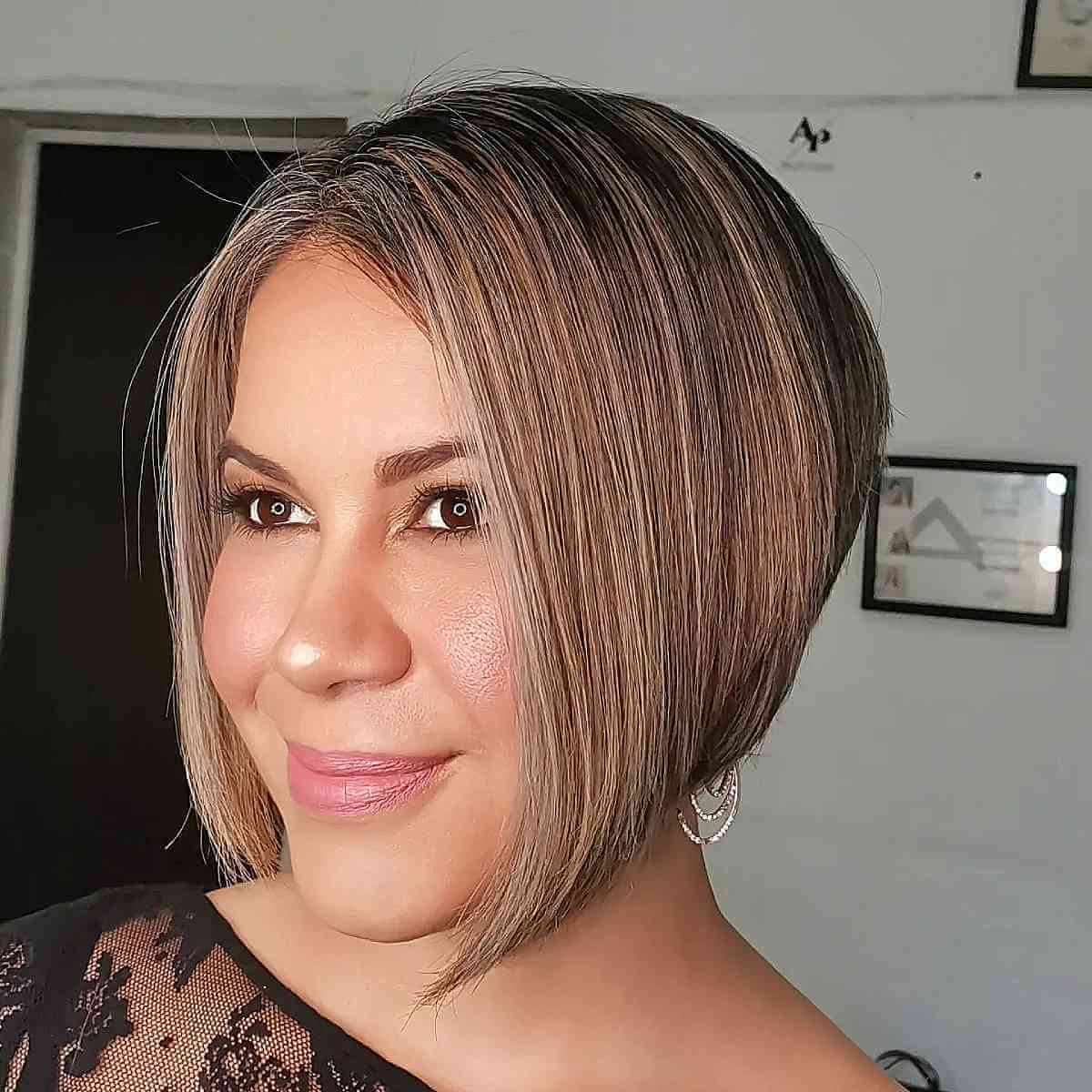 Soft Stacked Bob Hairstyle for Straight Fine Hair