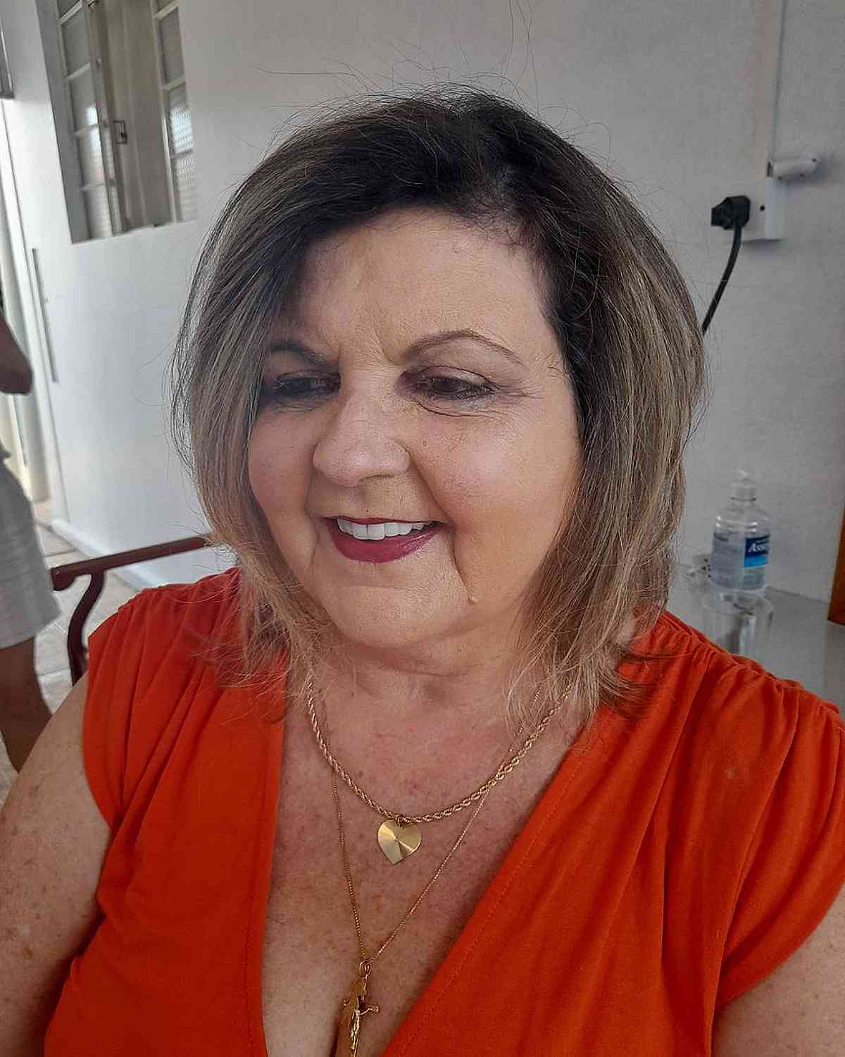 Soft Textured Bob for Double Chins