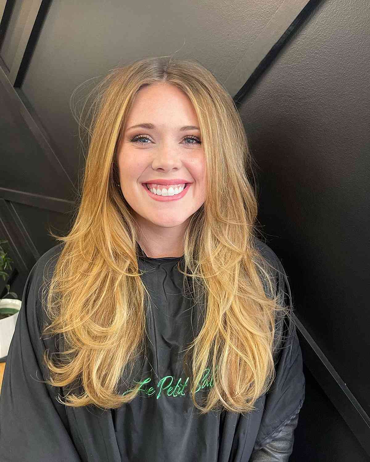 Strawberry Blonde Hair with Face-Framing