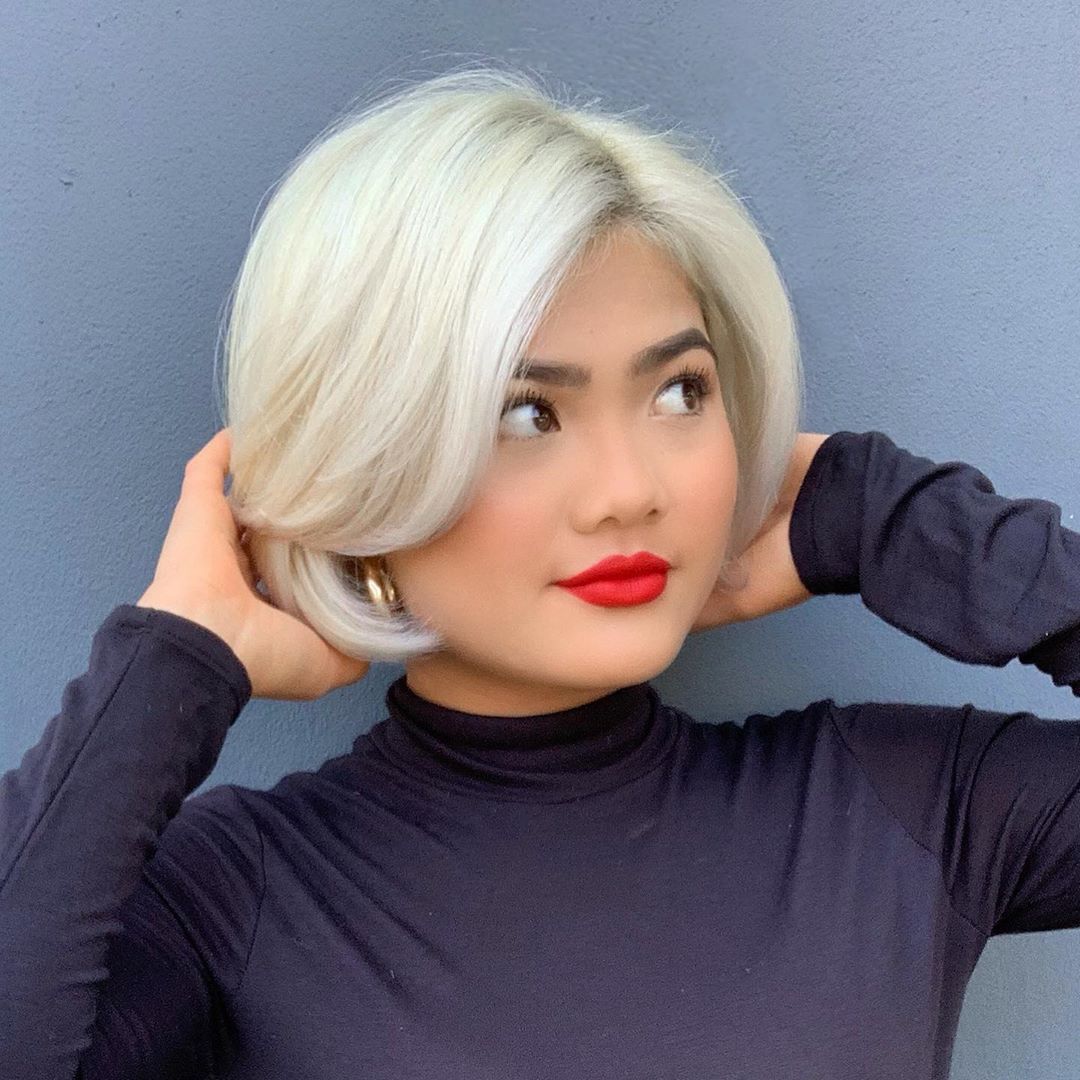 Striking short rounded bob haircut for asian girl