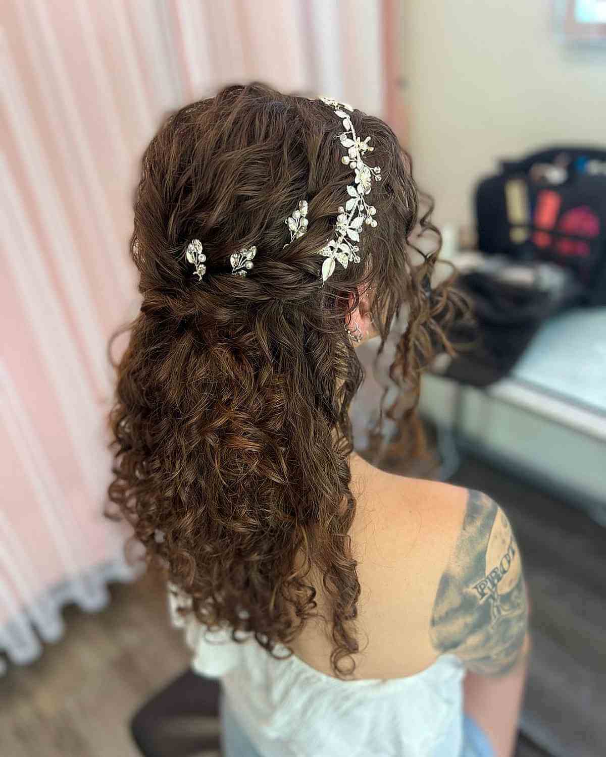Stunning Hairstyles for Curly Locks