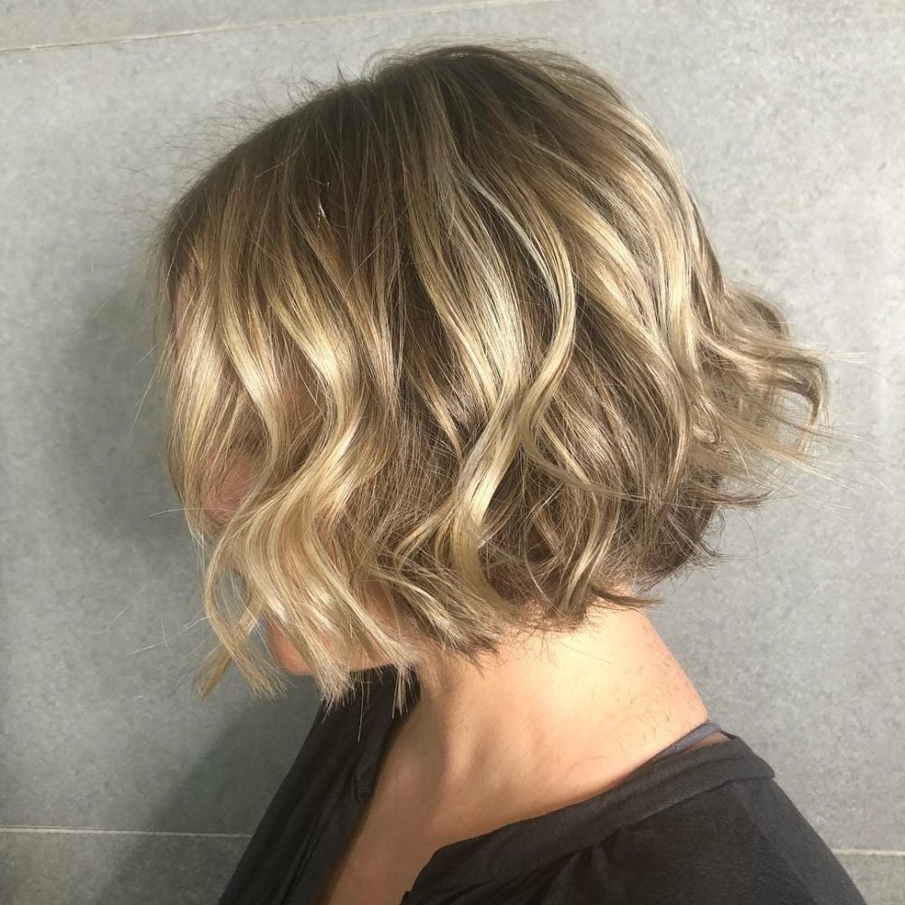 A Stylish Blunt Bob Haircut