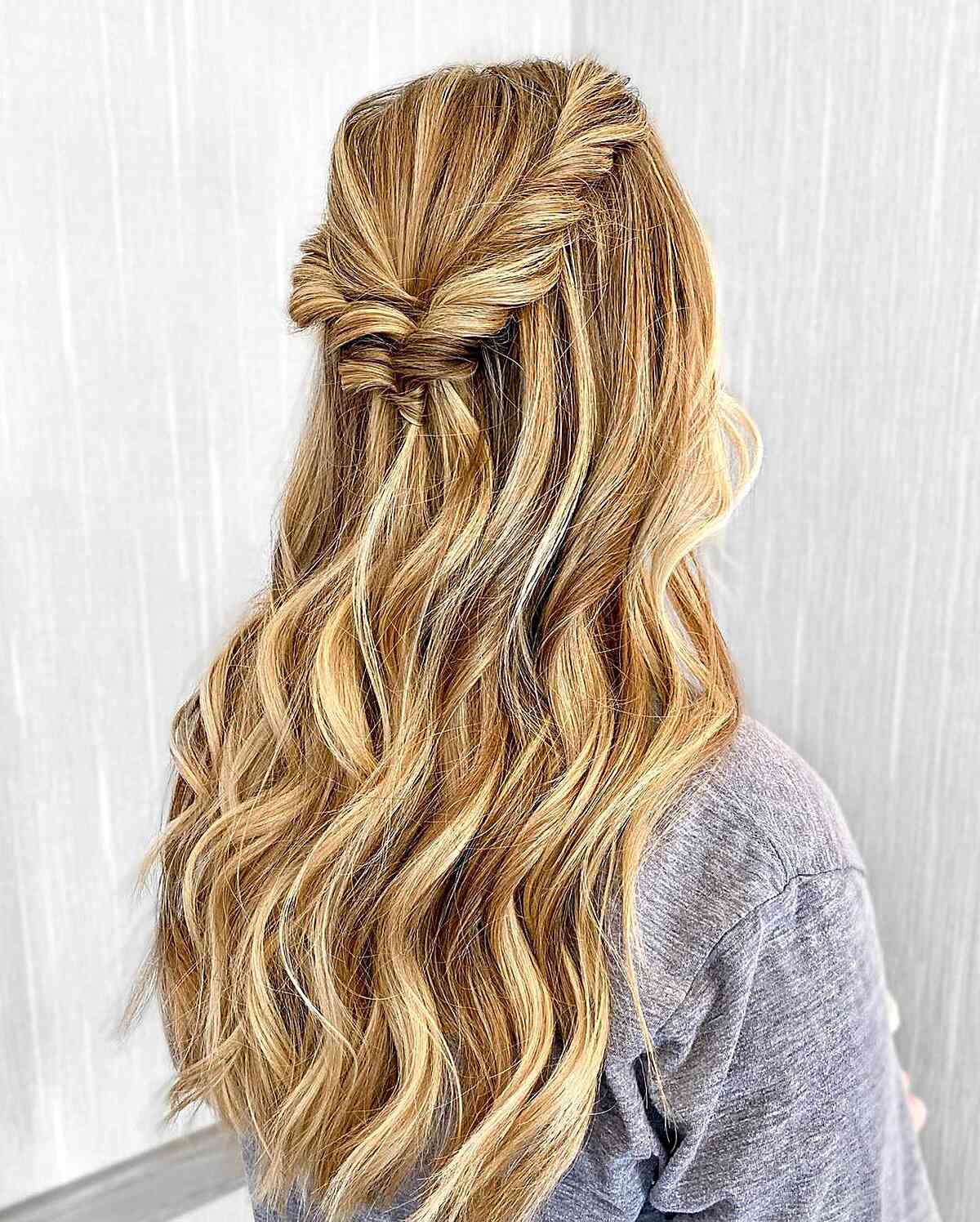 Half Up Dimensional Blonde with Effortless Twisted Hairdo