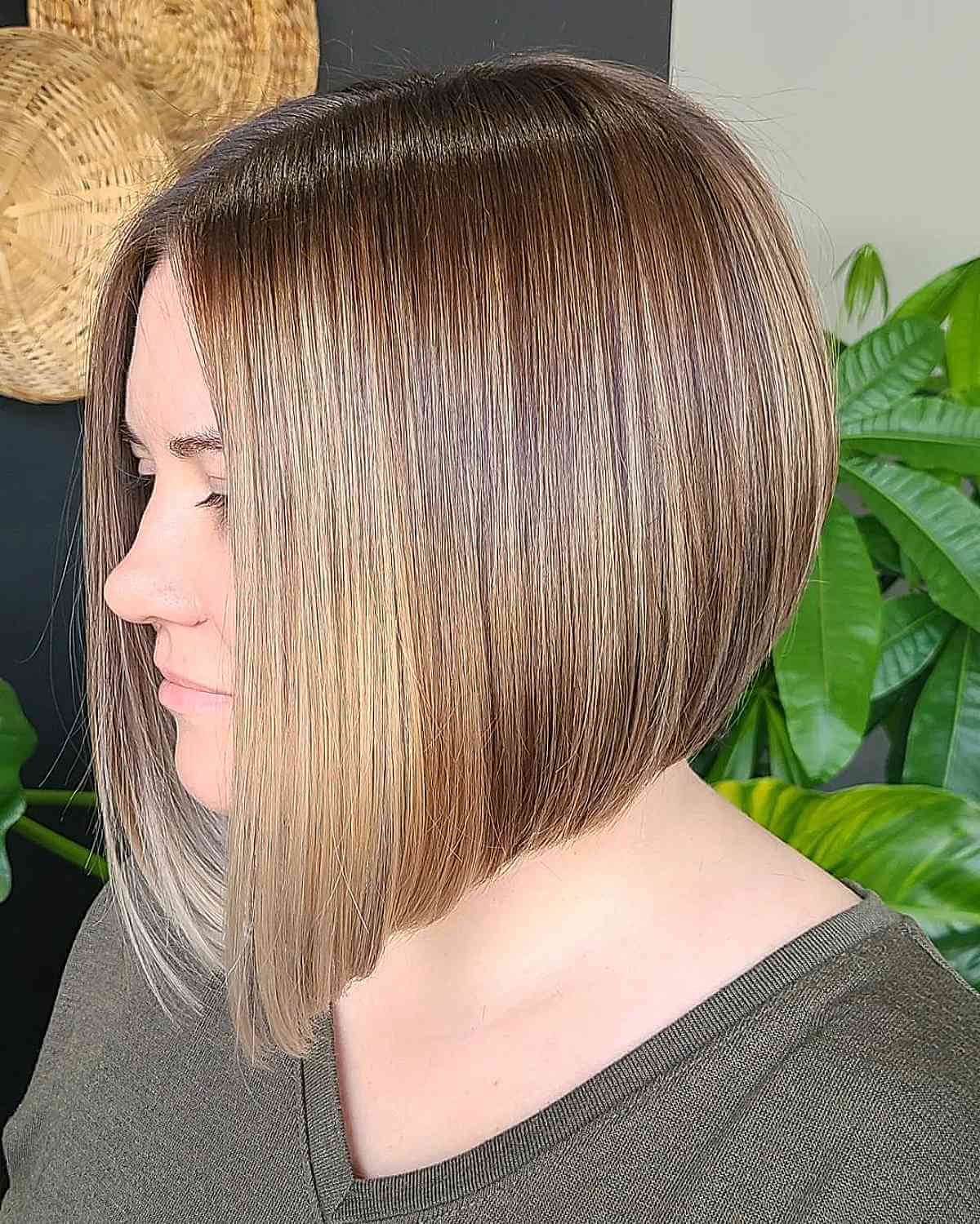 Chic Elevated Neck-Length Bob Haircut