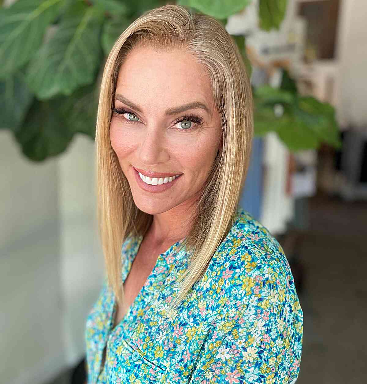 Chic Mid-Length Extra Long Bob for Blonde Hair and Women Over 50