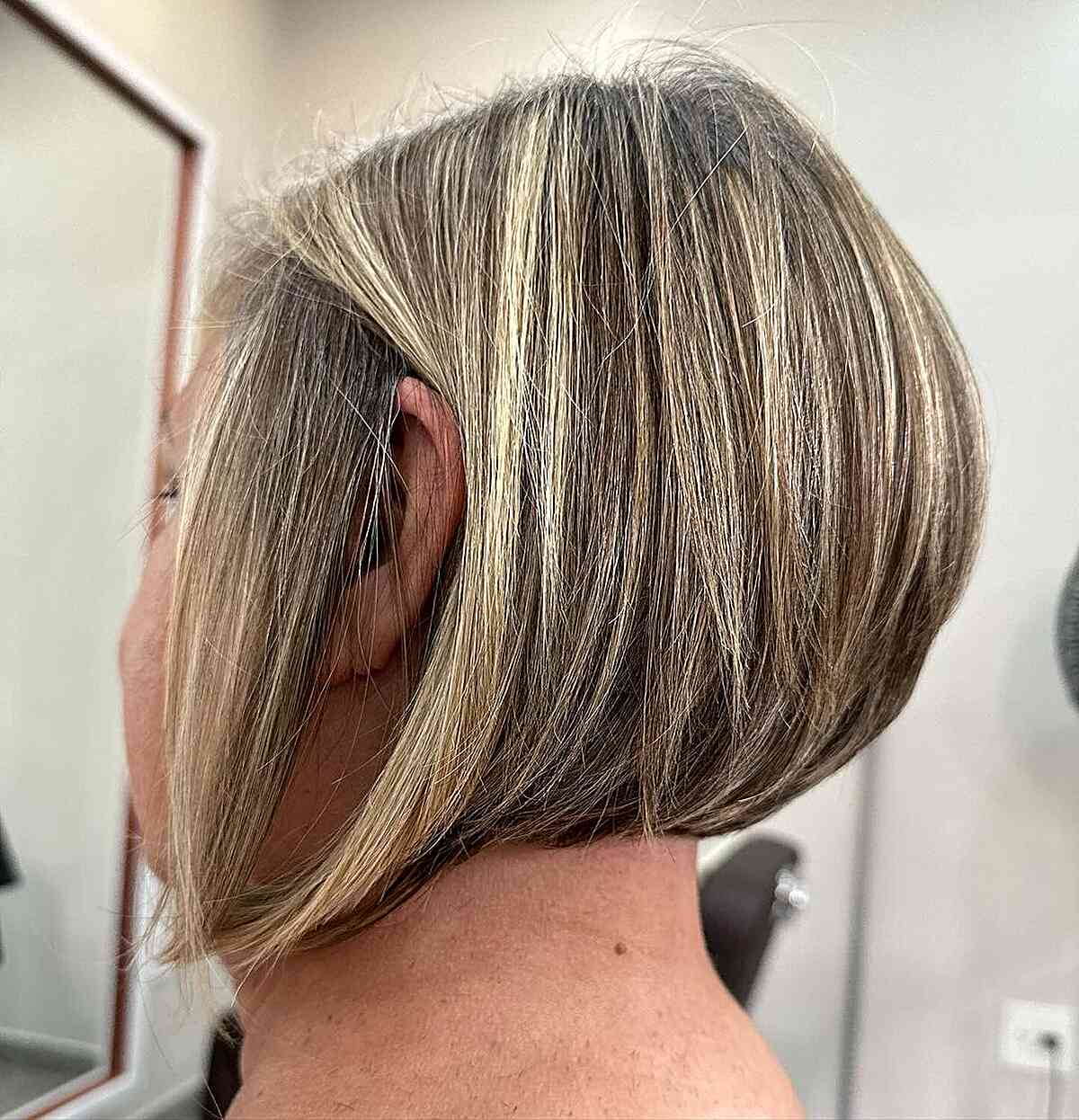 Stylish Short Bob with Highlights