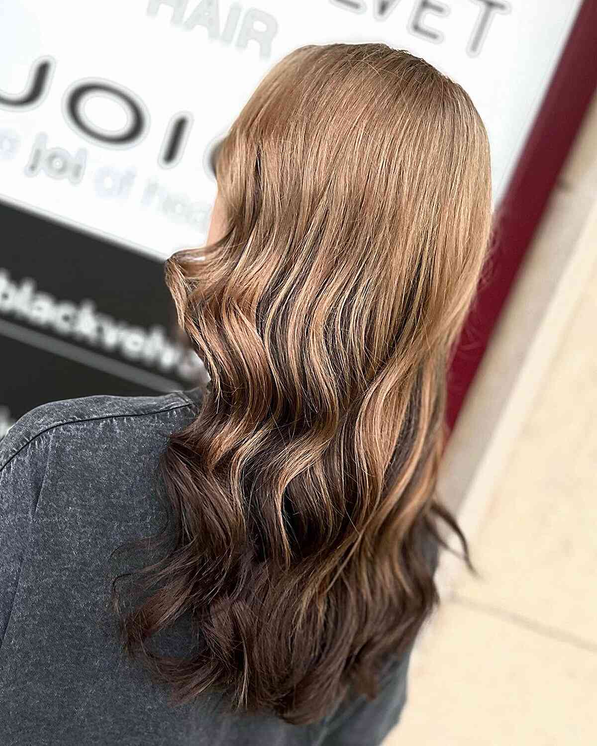 Subtle Light Brown to Deep Brown Ombre