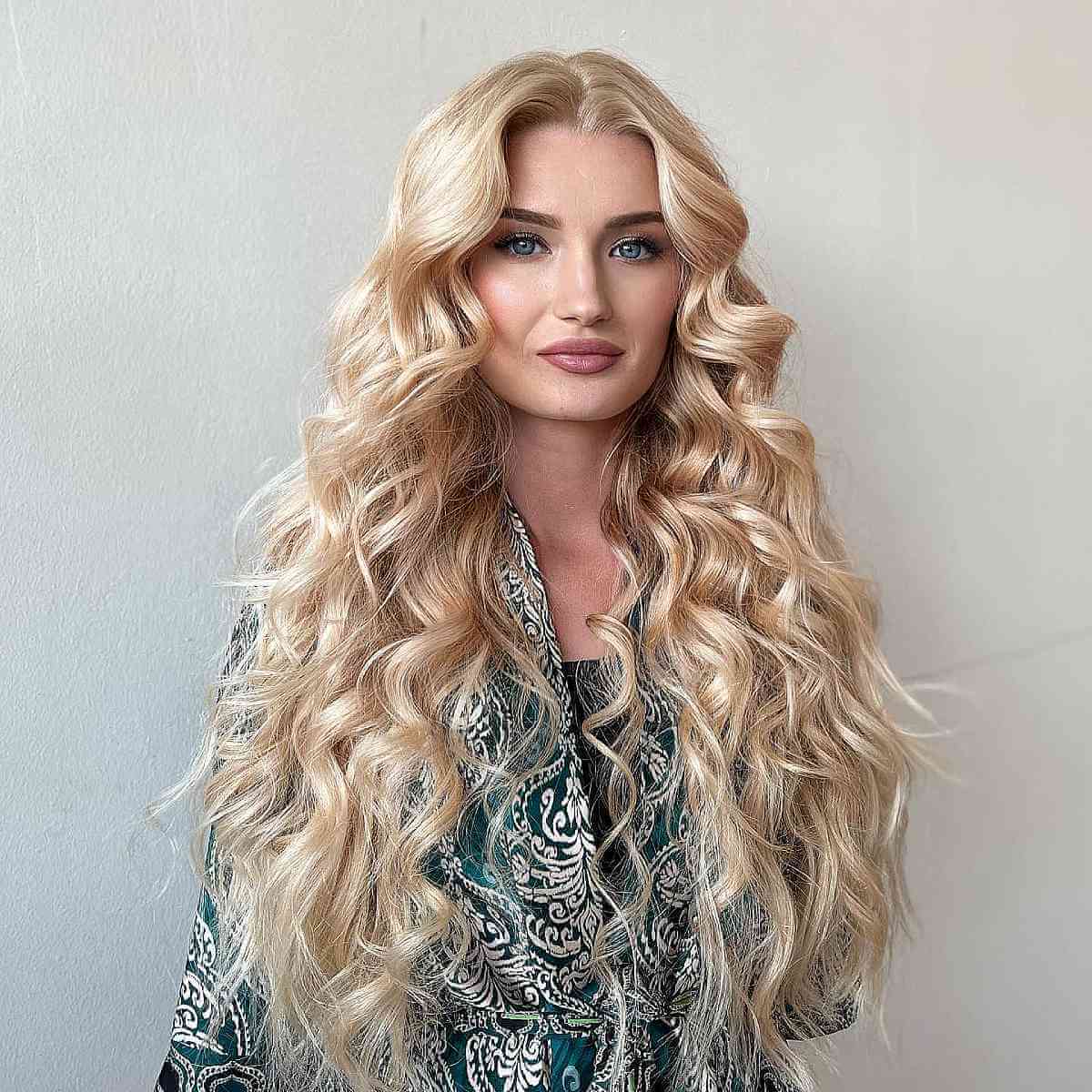 Supersized Long and Plush Curled Hair