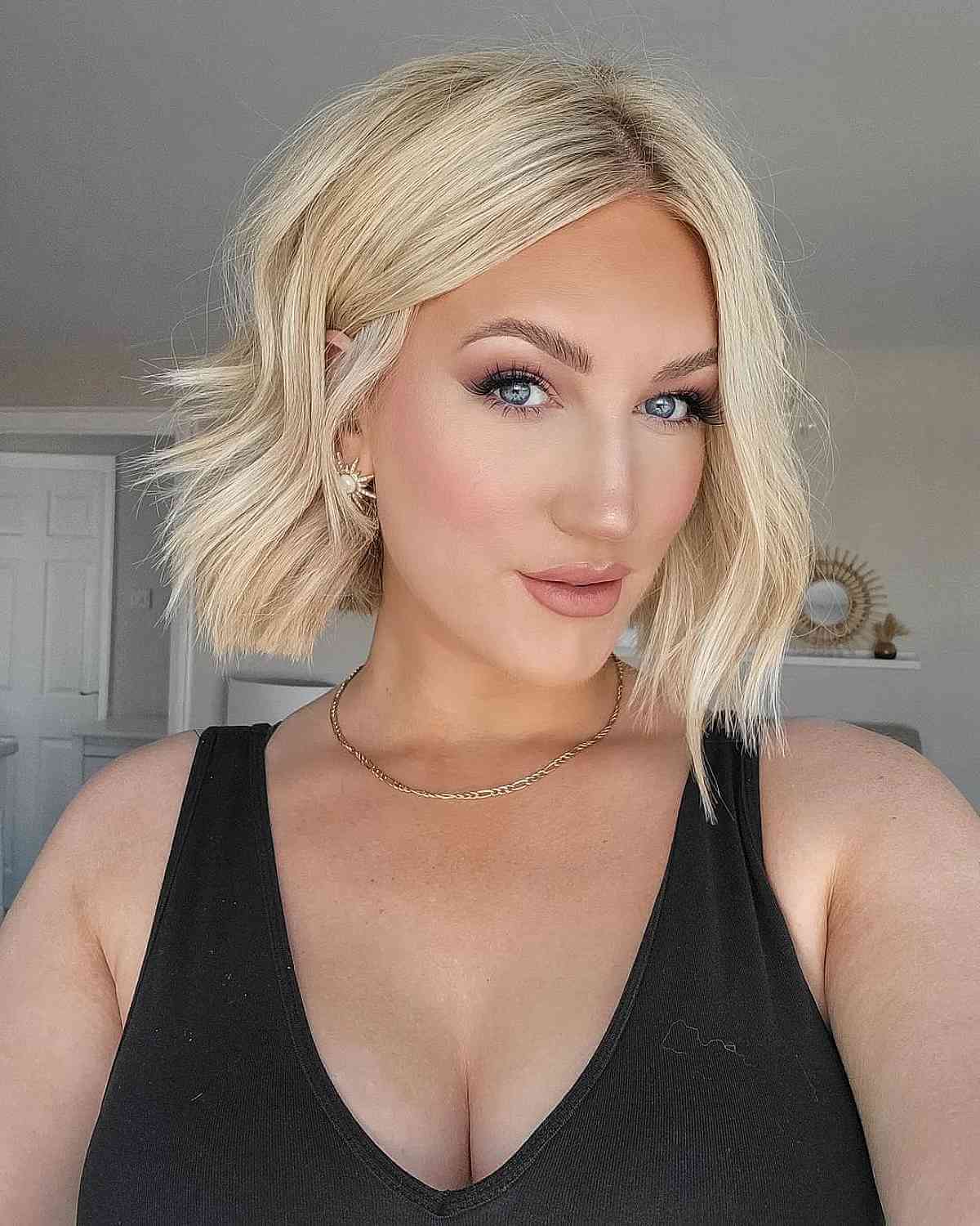 Textured Ends on a One-Length Bob Cut at Neck-Length