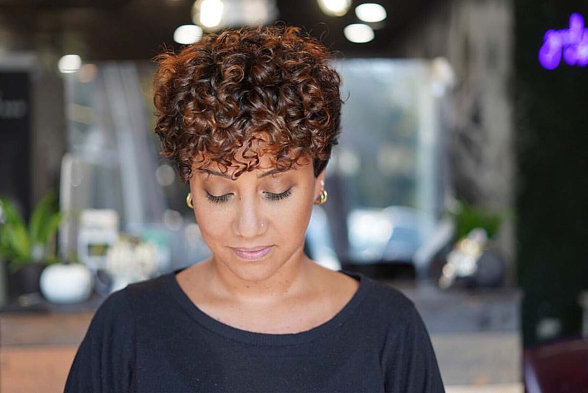 Textured Kinky Curls with Bangs