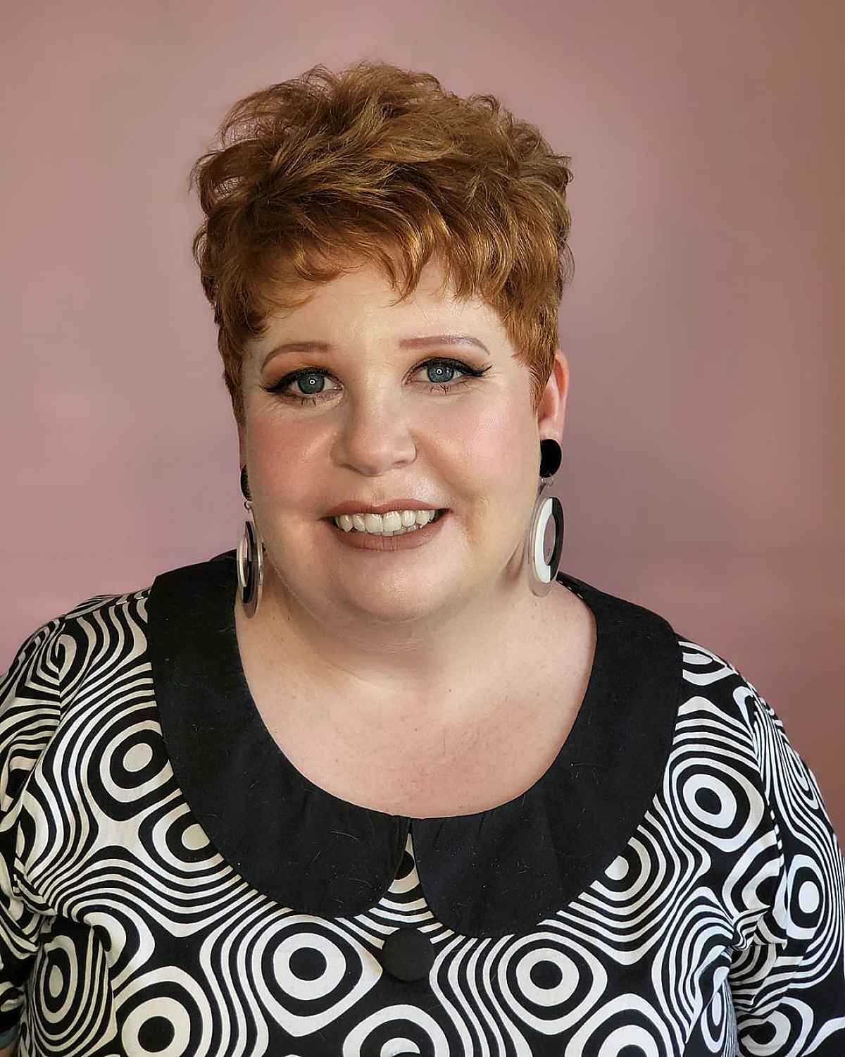 Textured Layers on a Short Tapered Pixie