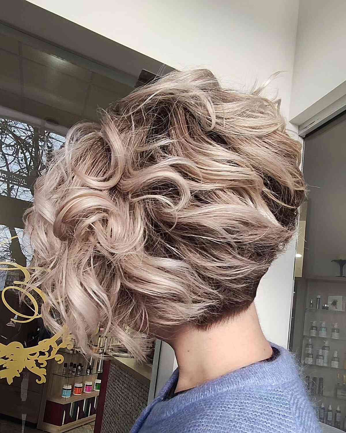 Textured Rooted Waves for Short Hair