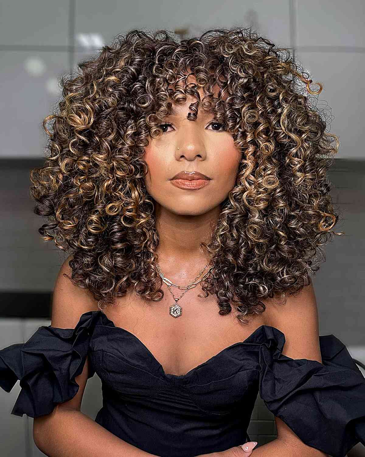 Transformative volume for shoulder length black hair