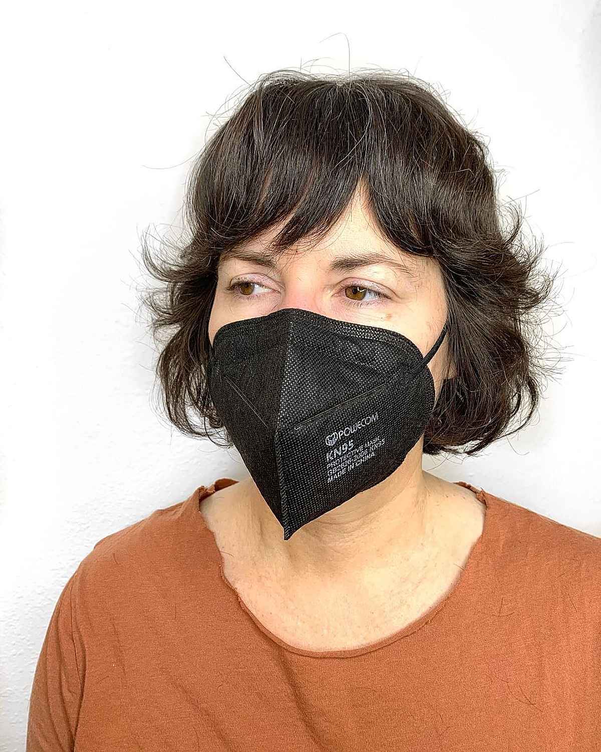 Trendy Jaw-Length Bob Style with a Bang