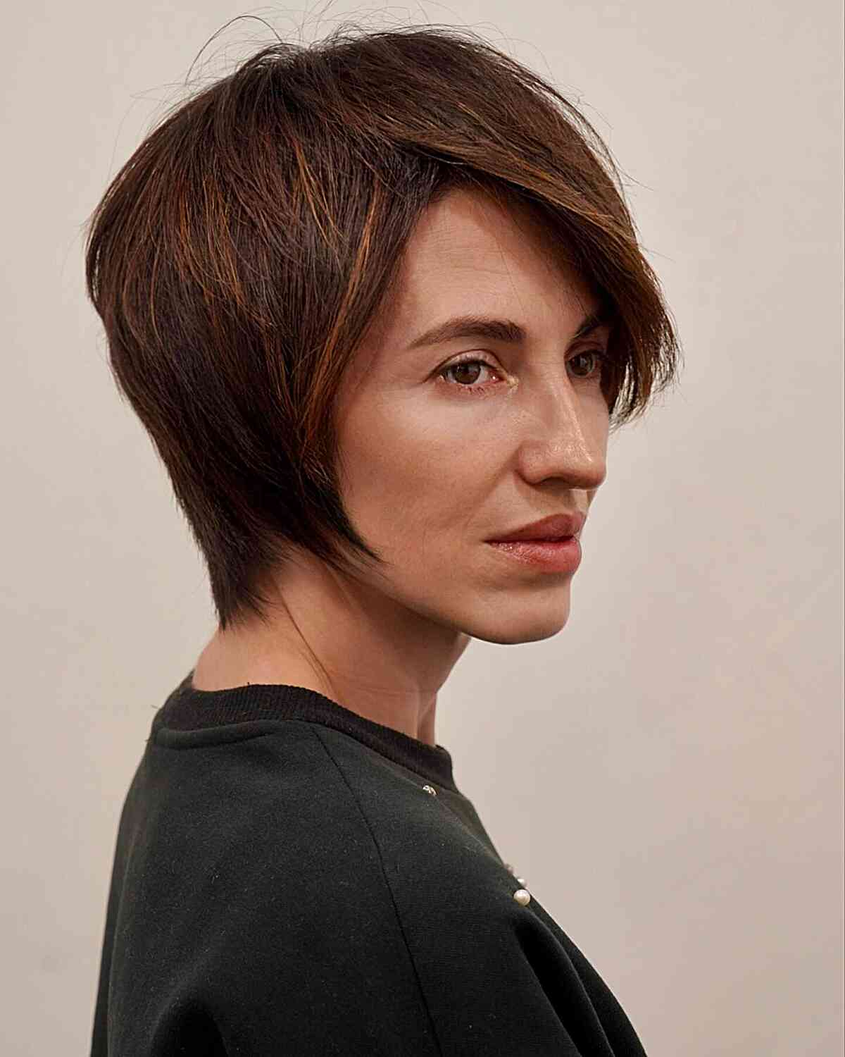 Trendy Lixie Featuring Prominent Layers and Shades