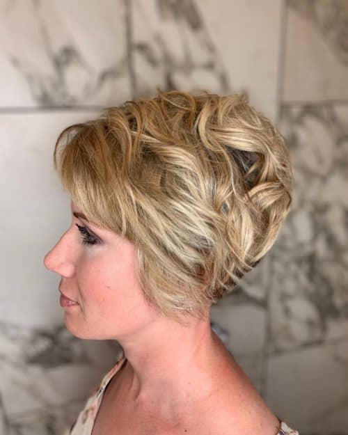 Trendy Short Blonde Pixie Cut