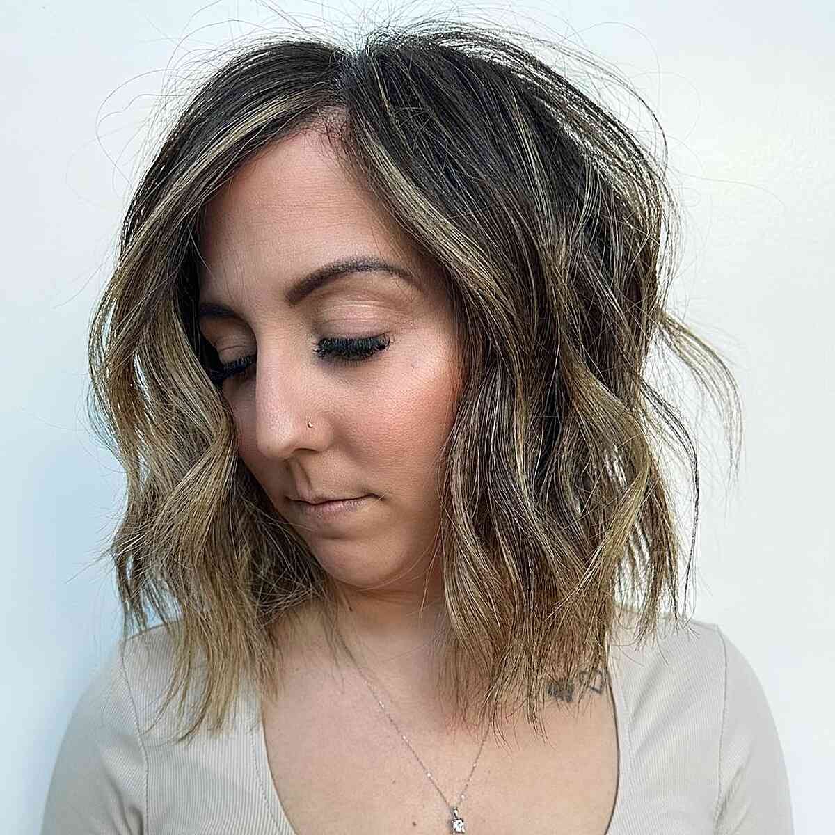 Varied Hair with Casual & Simple Style