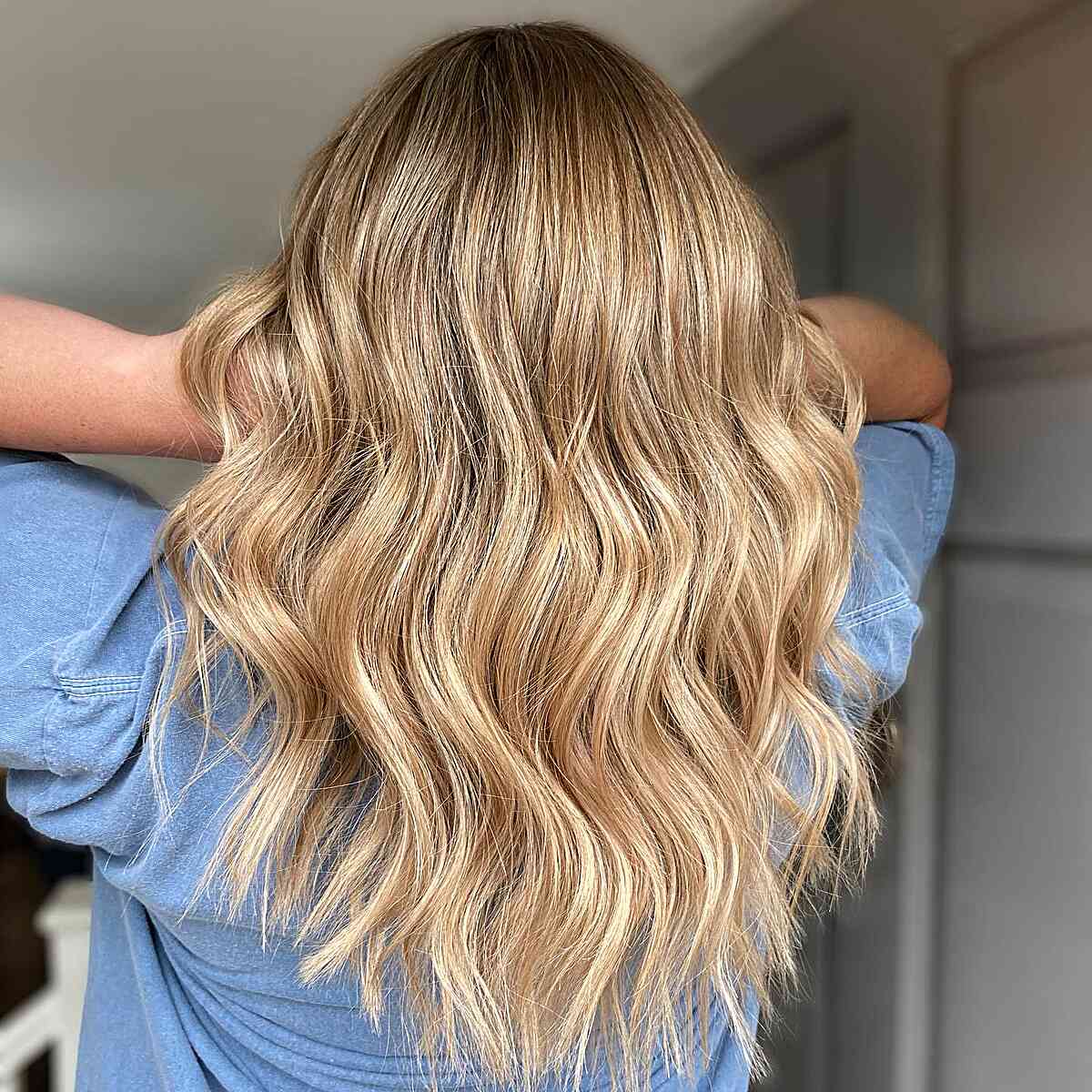 Warm Blonde Balayage with Dark Roots for Medium Hair
