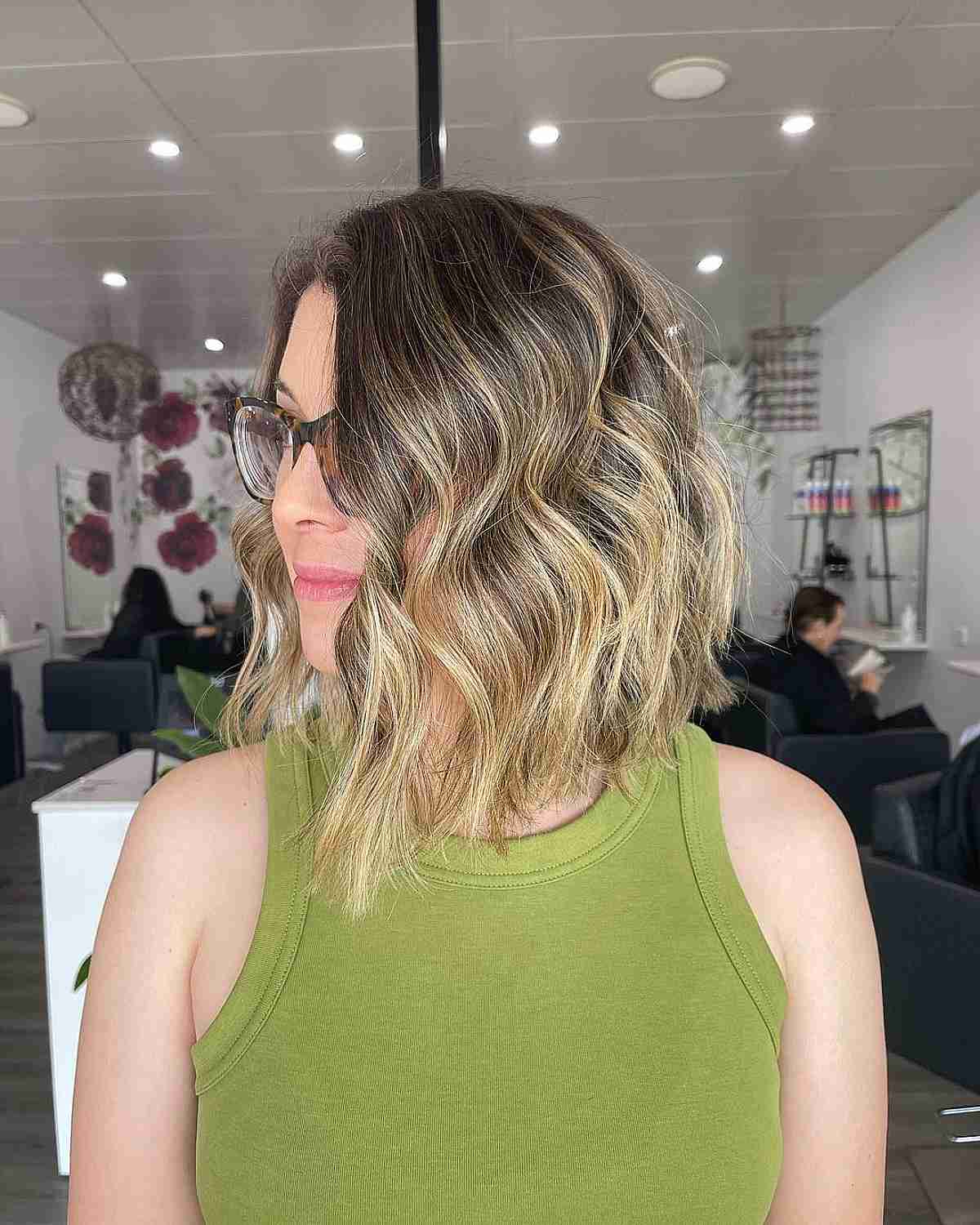 Shoulder-Length Balayage Concave Bob Featuring Beautiful Waves for Fine Hair