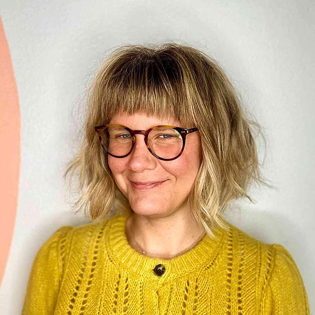 Neck-Grazing Messy Bob with Short Bangs for Ladies Over 40 with Glasses