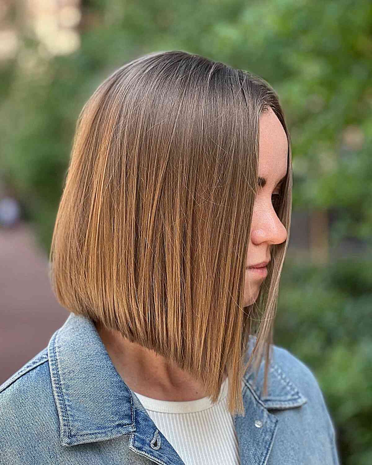 Neck-Grazing Sleek Angled Lob with Subtle Layers
