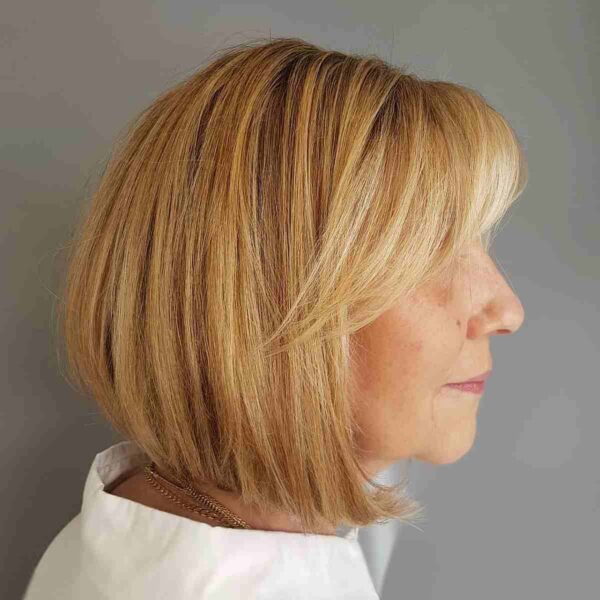 Neck Length Choppy Bob And Textured Layers For Older Ladies 600x600 