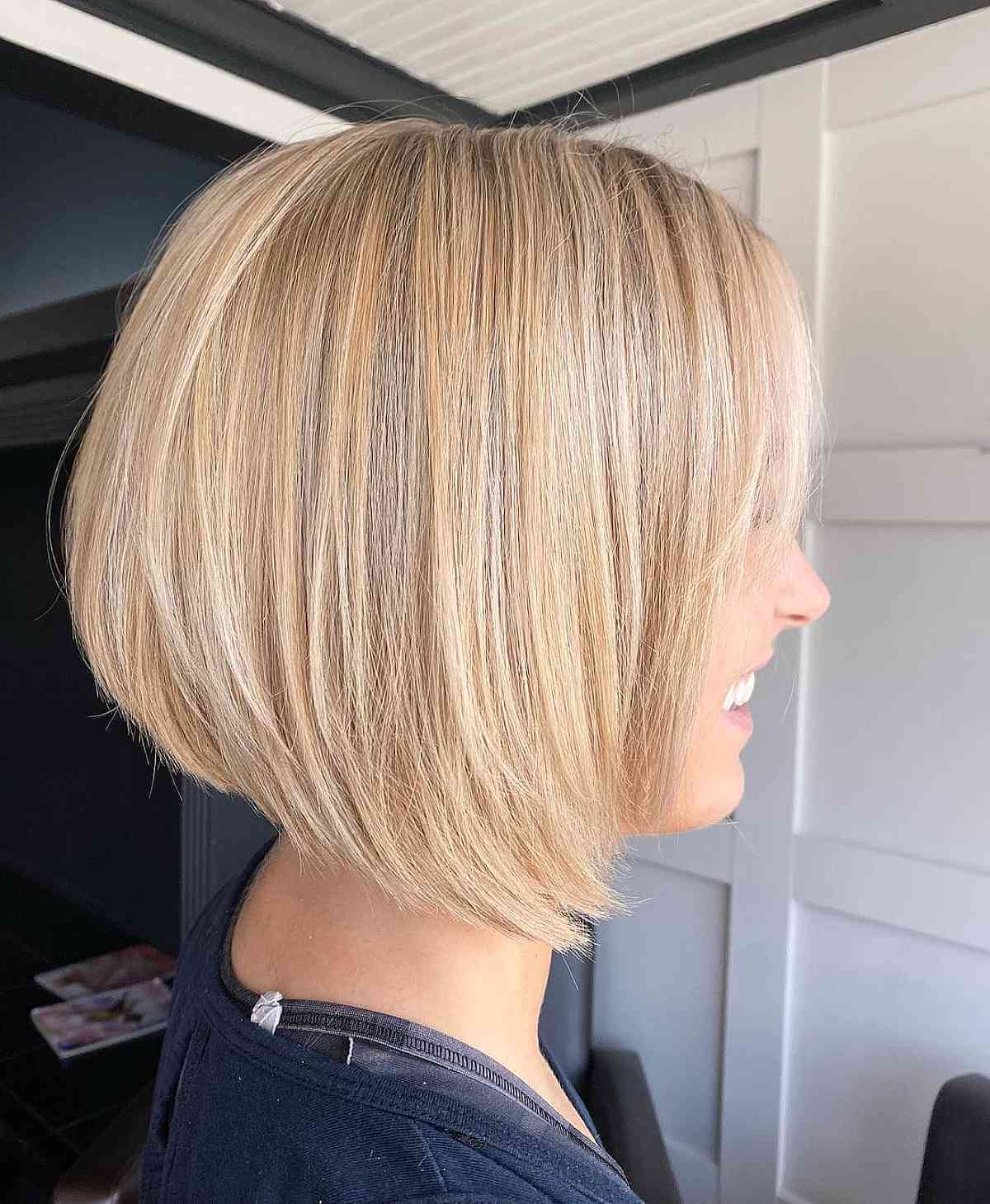 Neck-Length Inverted Bob with Wispy Layers