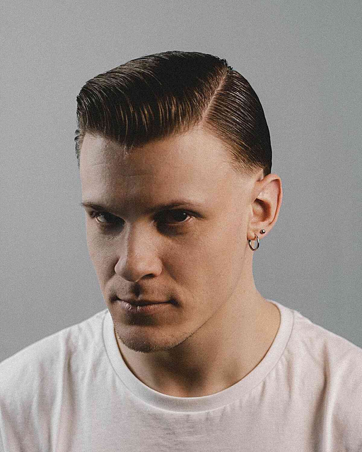 Old School Side Part for Men with short hair and no beard