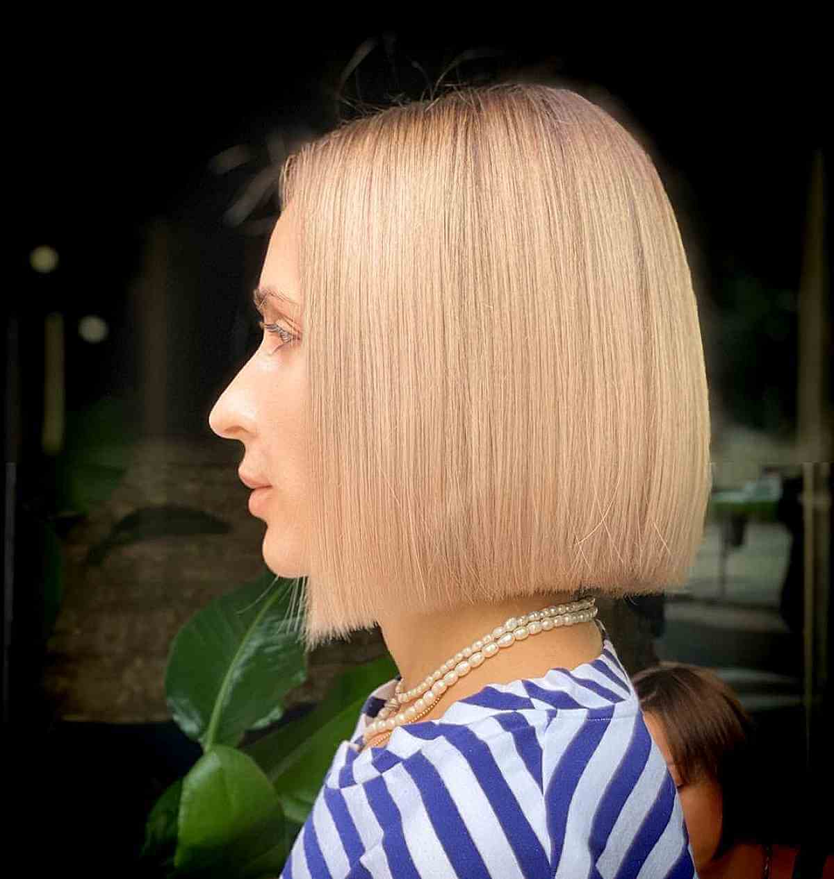 One-Length Golden Blonde Straight Bob Cut