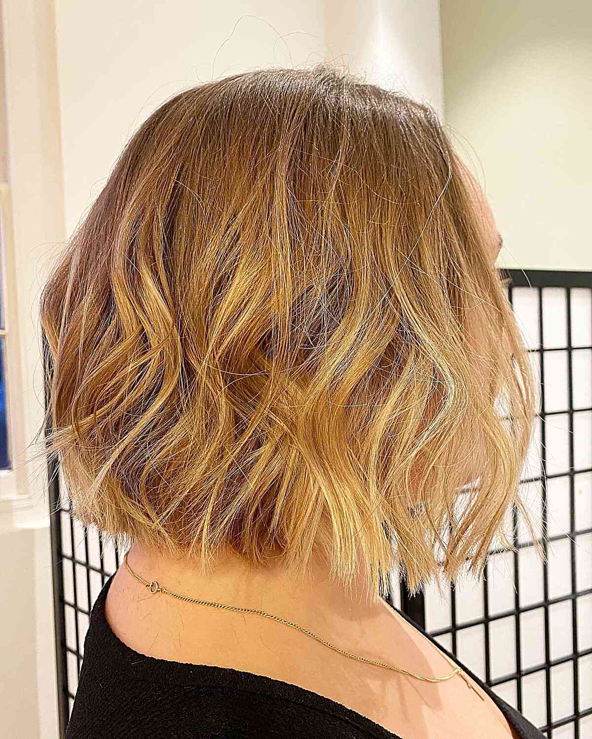 One-Length Medium Choppy Bob with Textured Layers and Waves for Thin Hair