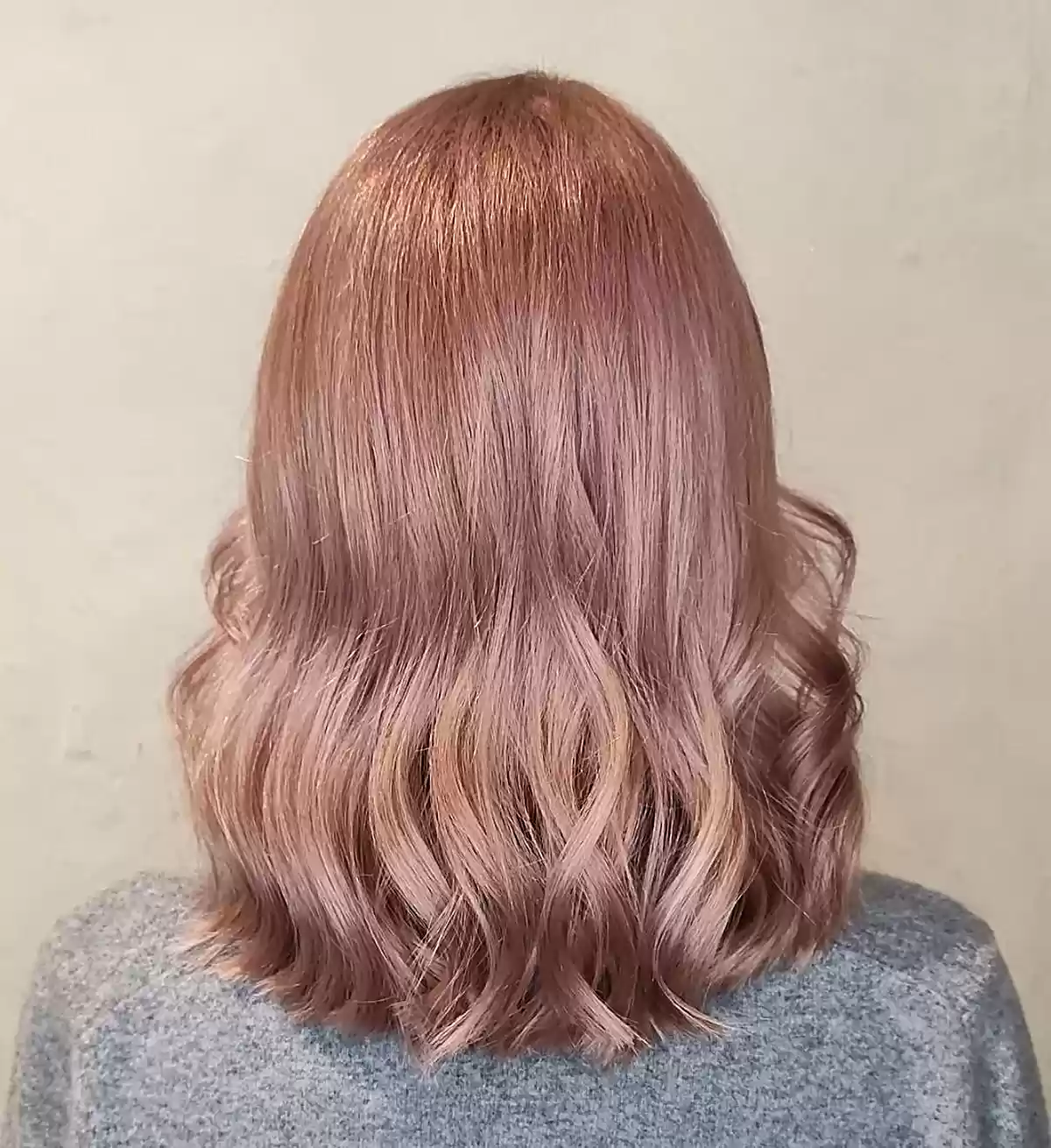 Perfectly pastel pink shoulder length hair