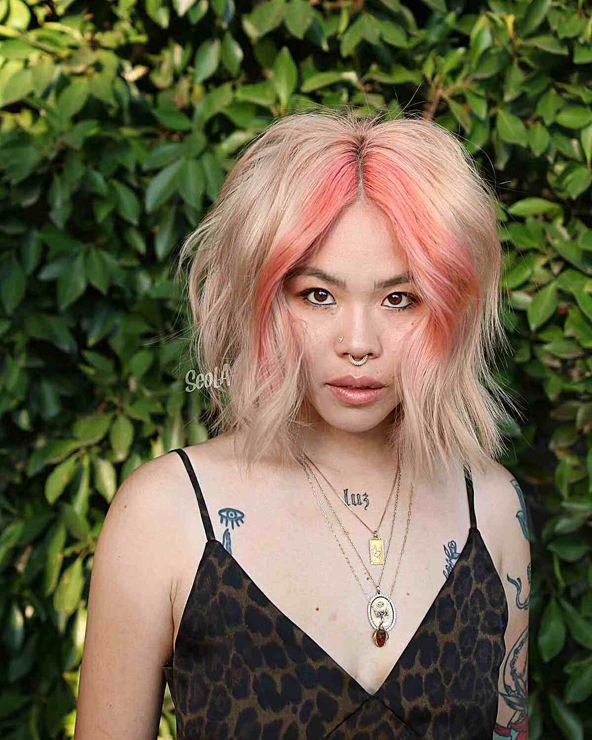 Pinkish-Peach Money Piece hair