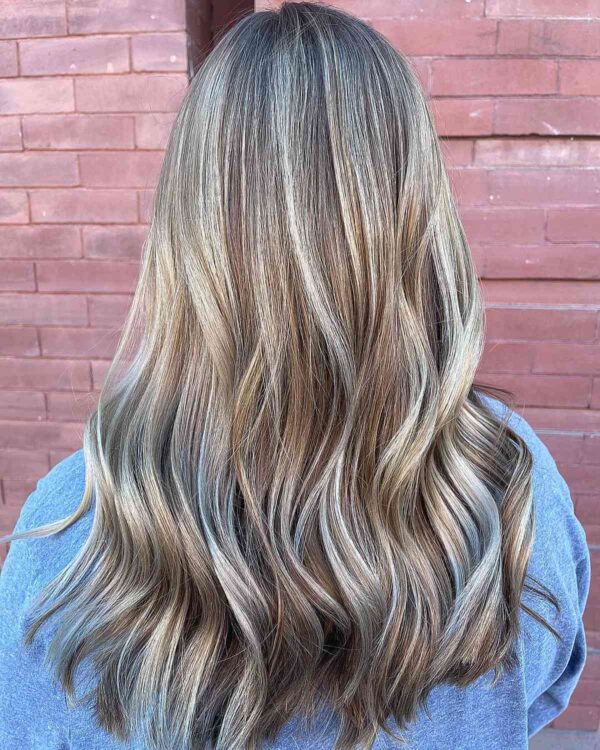 23 Coolest Platinum Blonde Highlights Trending on Insta…