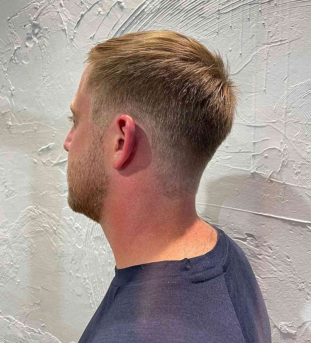 Professional Cut for Men Over 40 with Thin Hair