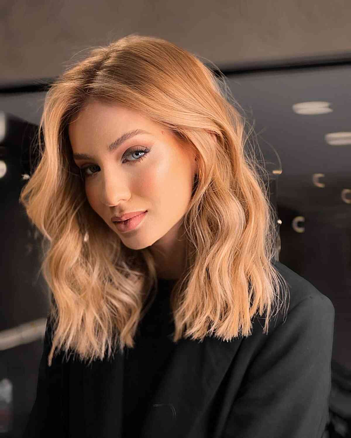 Professional Mid-Length Blunt Peach Hairstyle