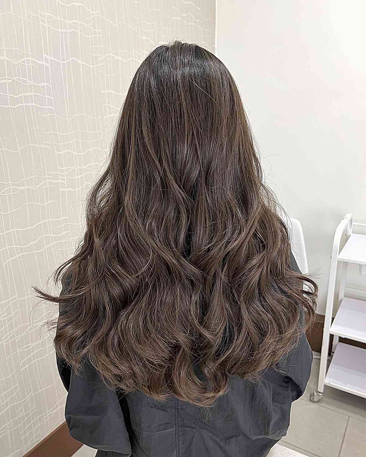 Long-Length Rich Natural Brown Hair with Ash Tones Balayage 