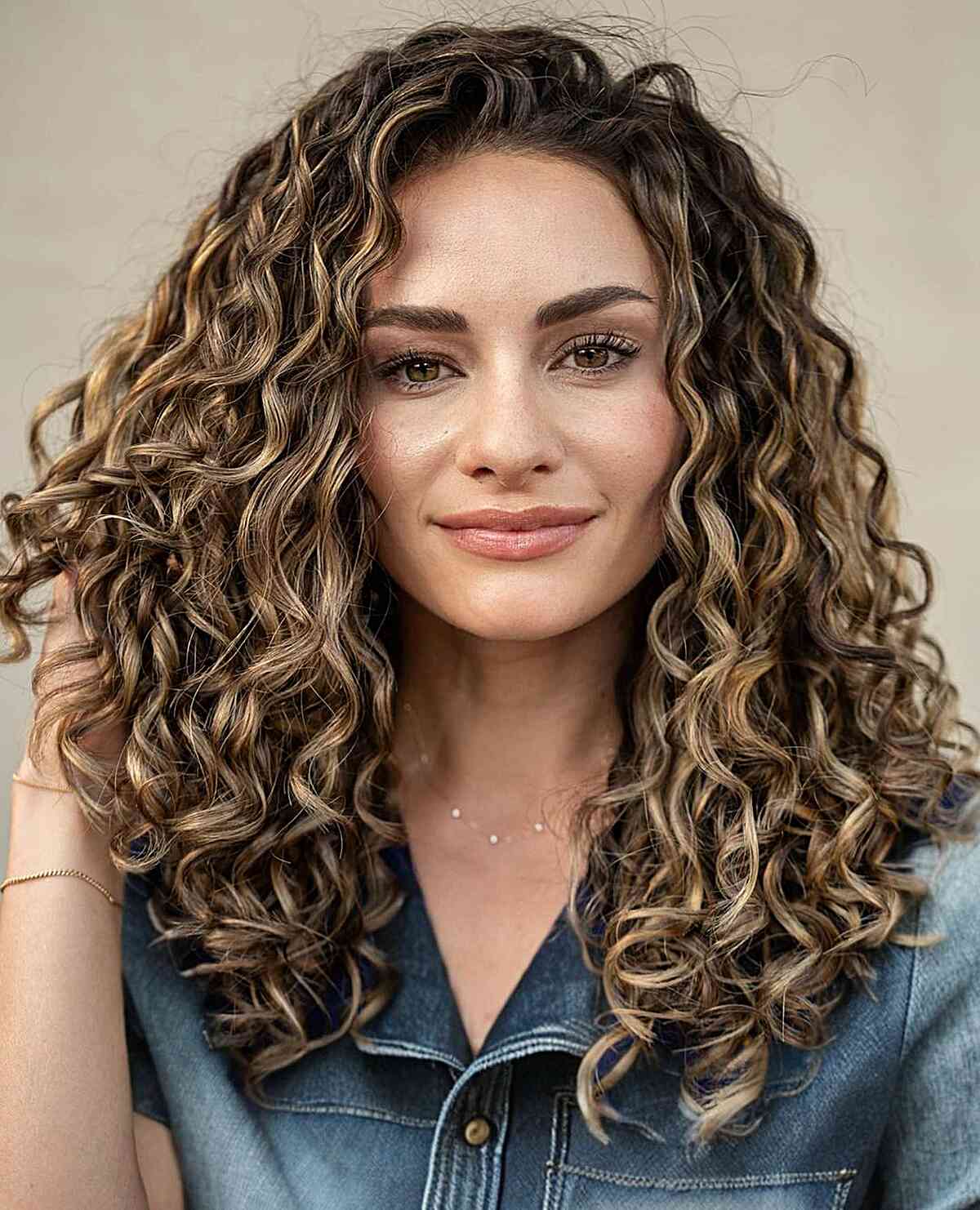 Romantic Balayage for Curly Hair