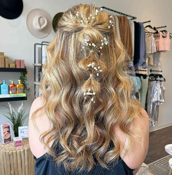 34 Cute & Easy Graduation Hairstyles for Girls