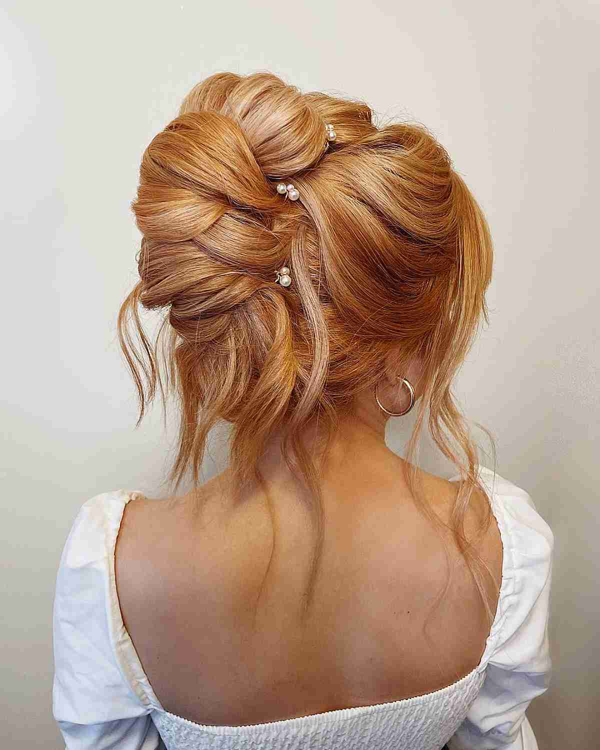20 Hairstyles For Valentine's Day to Wear from Desk to Date Night 2023 - K4  Fashion