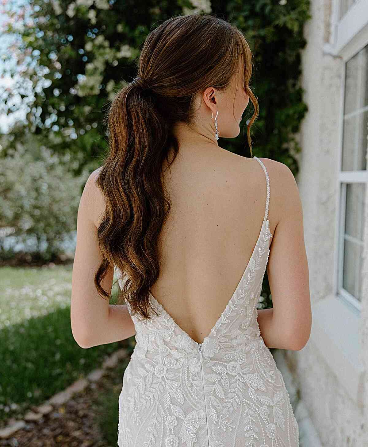 Romantic Low Pony for Long Hair and Weddings