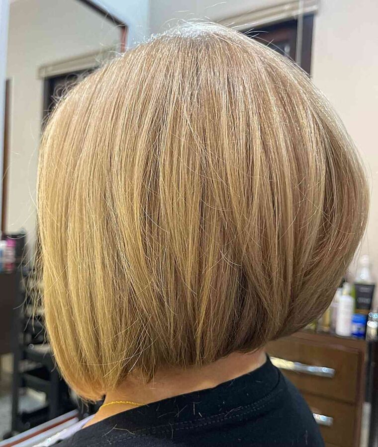 43 Best Blonde Bob Hairstyles & Blonde Lobs for 2025