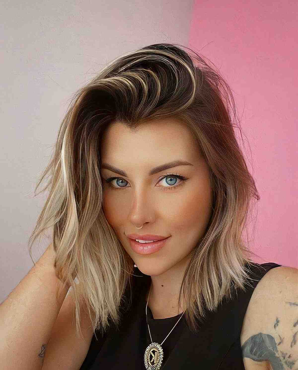 Sexy Blonde Highlighted Short Brown Hair