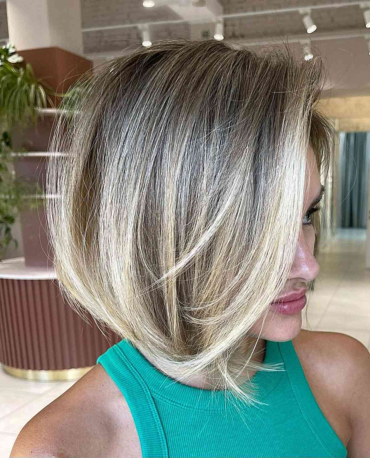Sexy Light Blonde Balayage for Short Hair