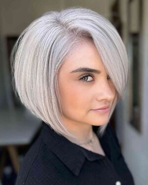 88 Stunning Platinum Blonde Hair Colors That'll Get You Noticed