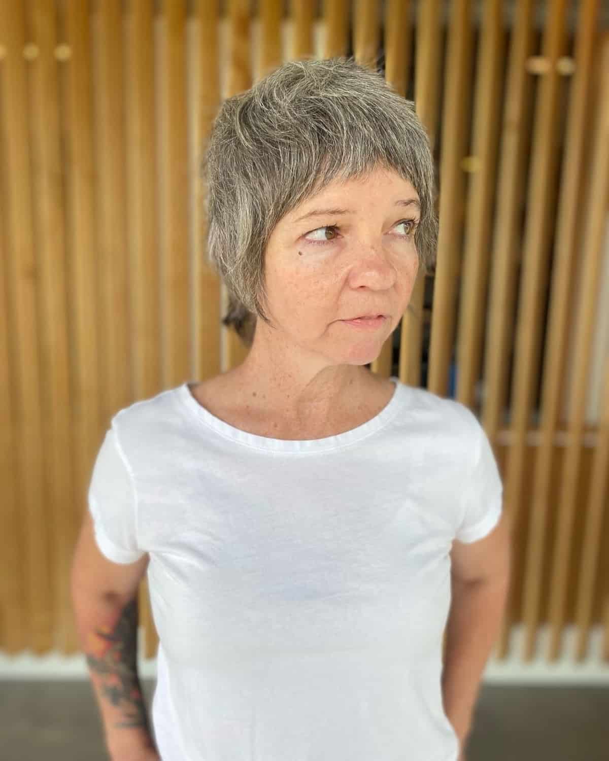 Shaggy cut for grey-haired women