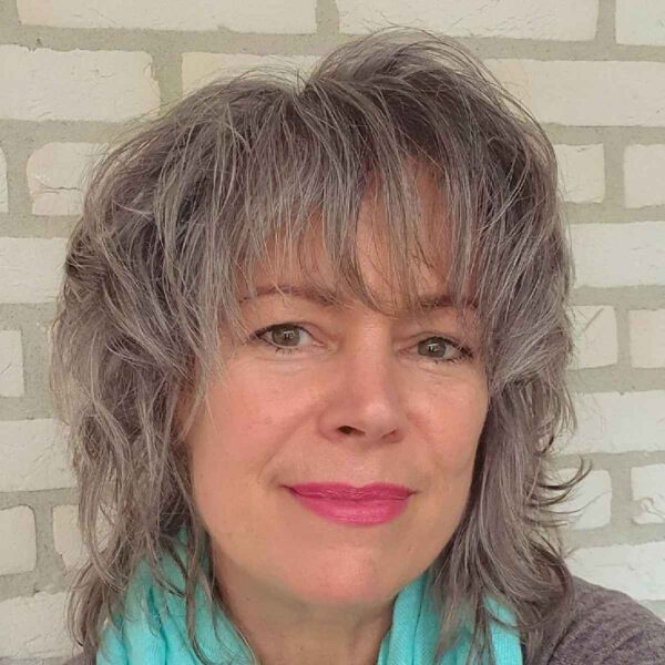 41 Easy and Stylish Short Bobs With Bangs for Women Over 60