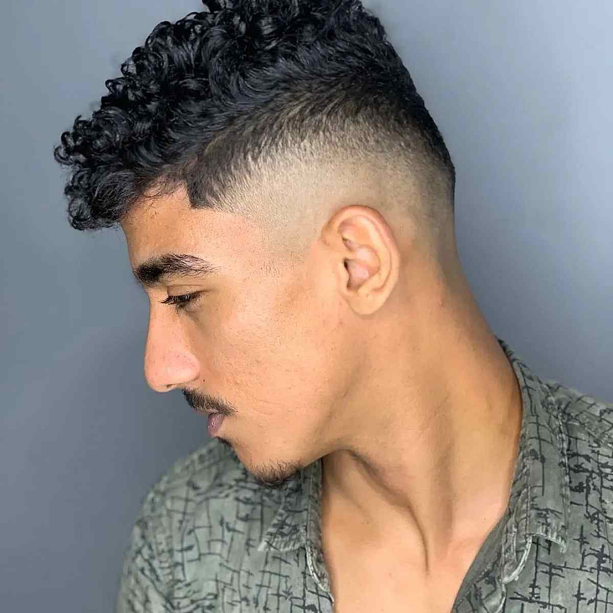 Sharp Skin Fade and Curls for Guys