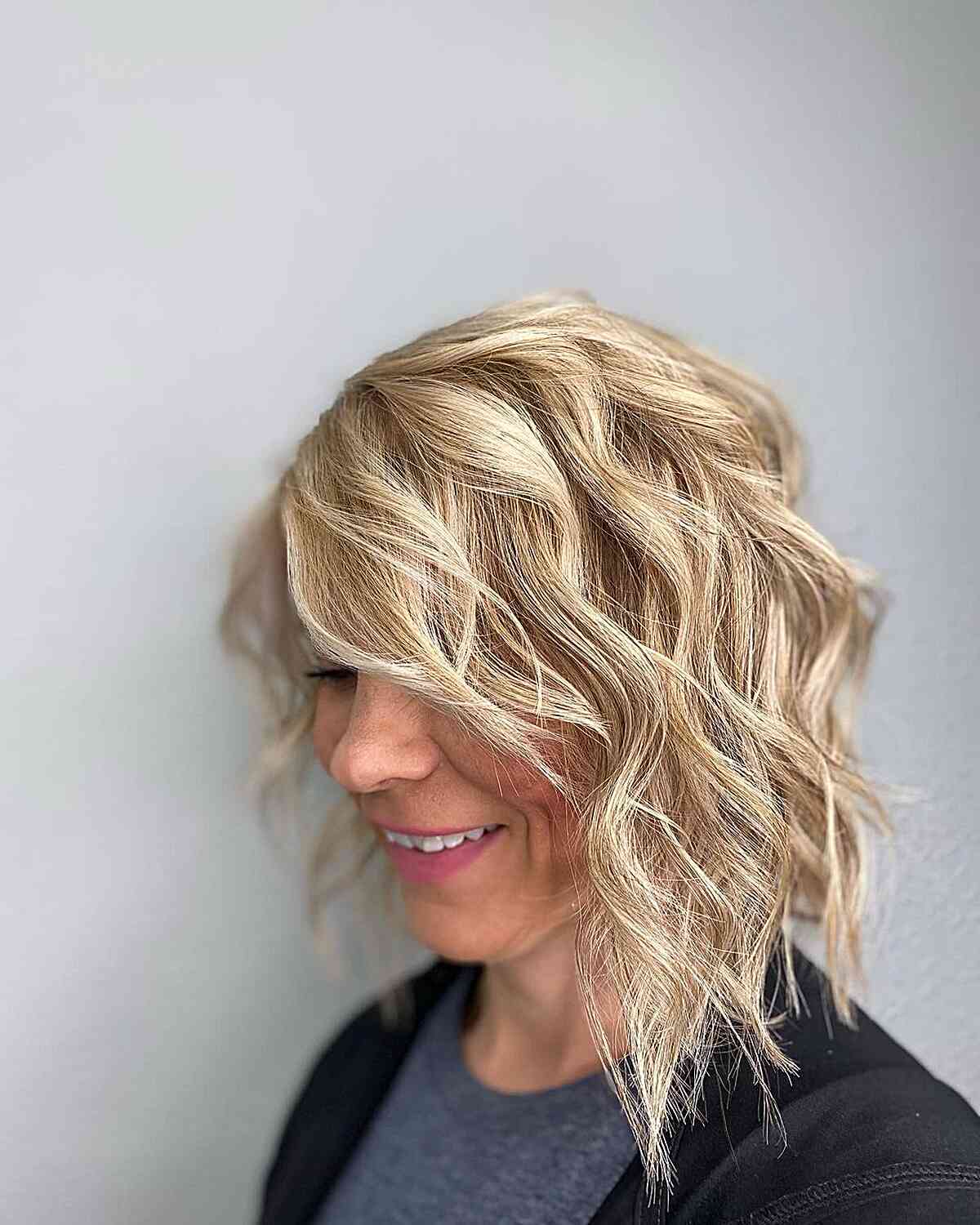 Shattered Layered Wavy Bob with Side Bangs for Older Ladies